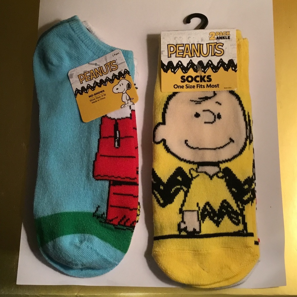 Peanuts Snoopy Socks 2 Sets